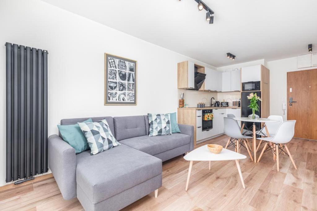 Modern Riverside Apartment With Free Parking Space Szczecin Exterior photo